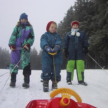 Kinder auf dem Fleigenhof 10